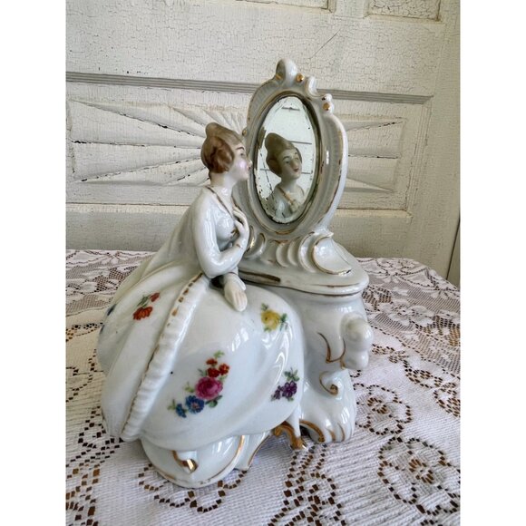 Antique 1940s Porcelain Lady Mirror Fairing/Powder.Trinket box - Picture 16 of 16